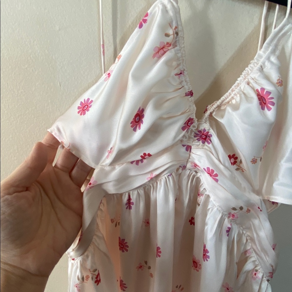 Free People Oasis Placed Floral Mini Slip Dress Cutout Satin Pink White L New - Picture 3 of 11
